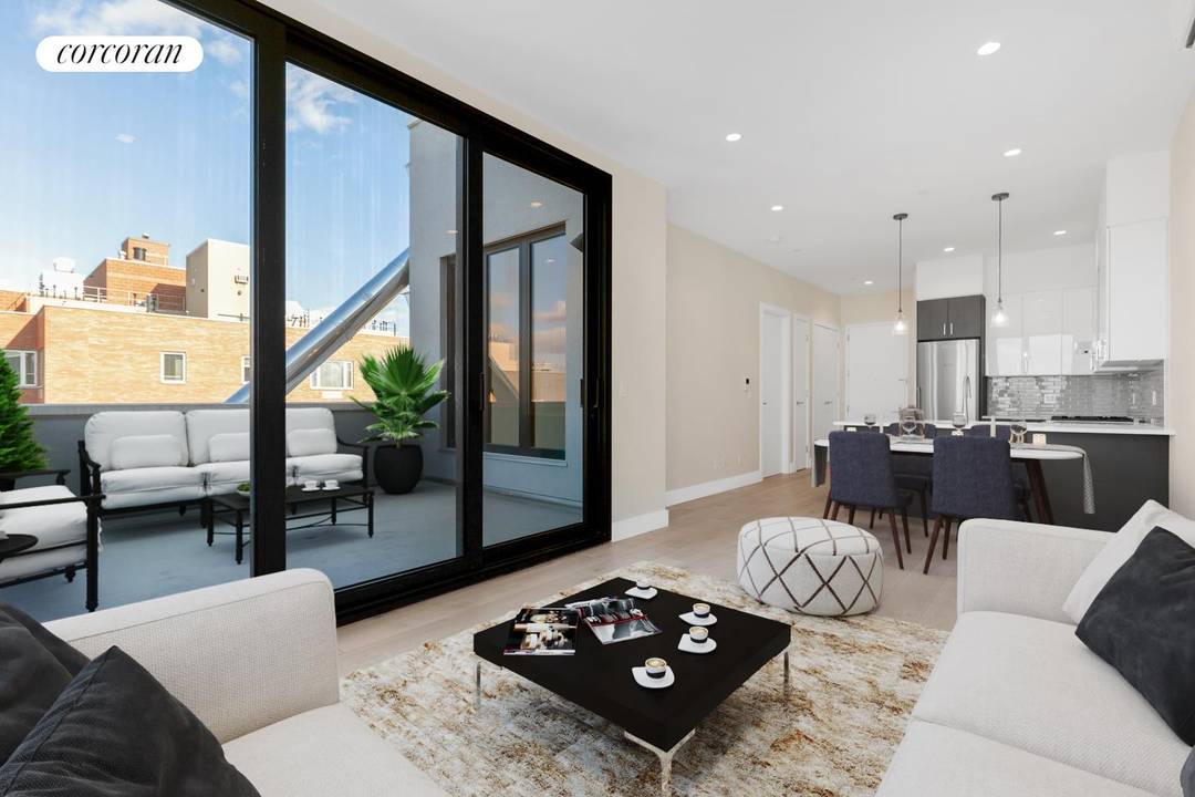 Luxury condo living is redefined in this exceptional one bedroom penthouse residence at LOFT28.
