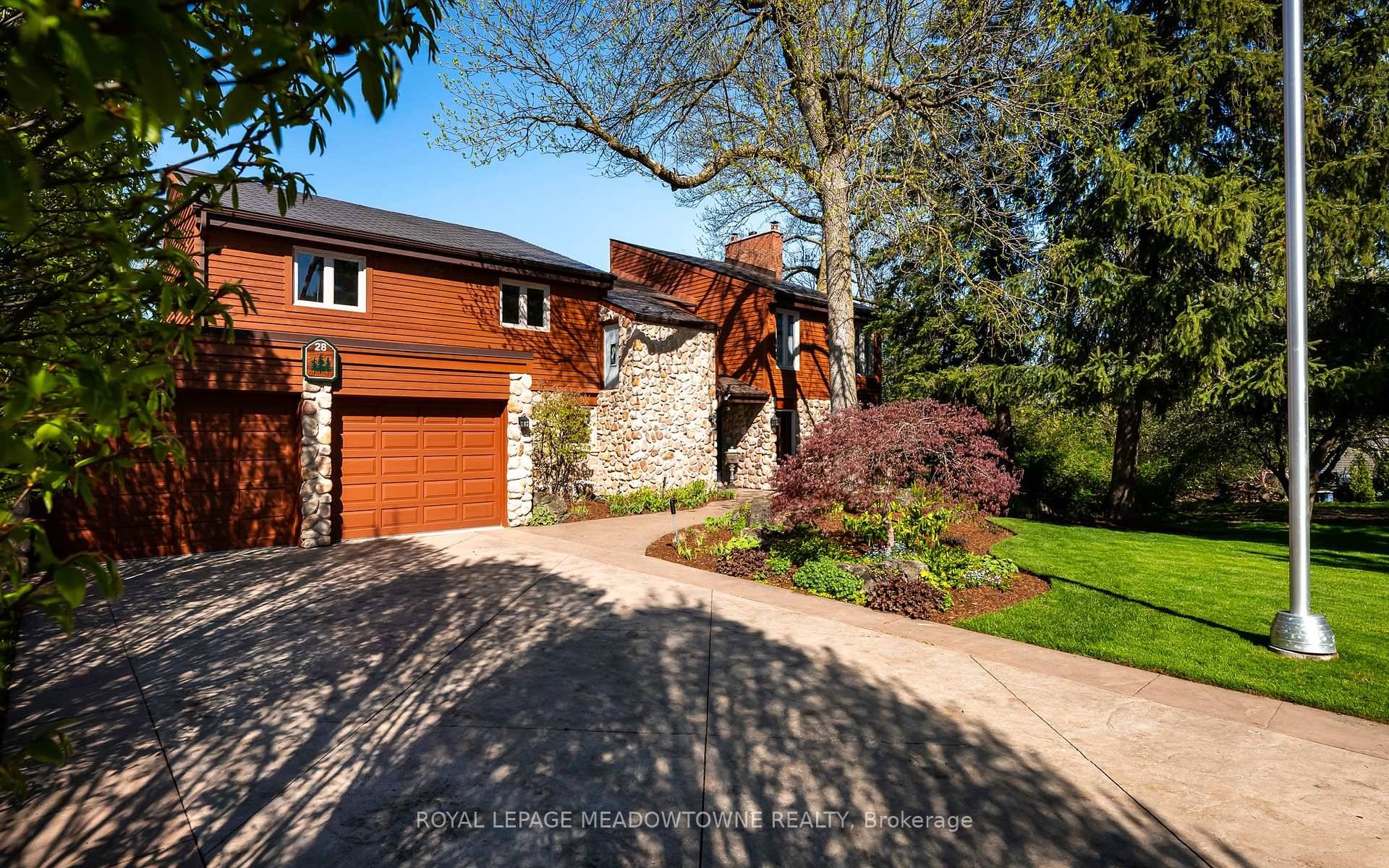 One of a Kind Executive Home Backing Onto Etobicoke Creek.