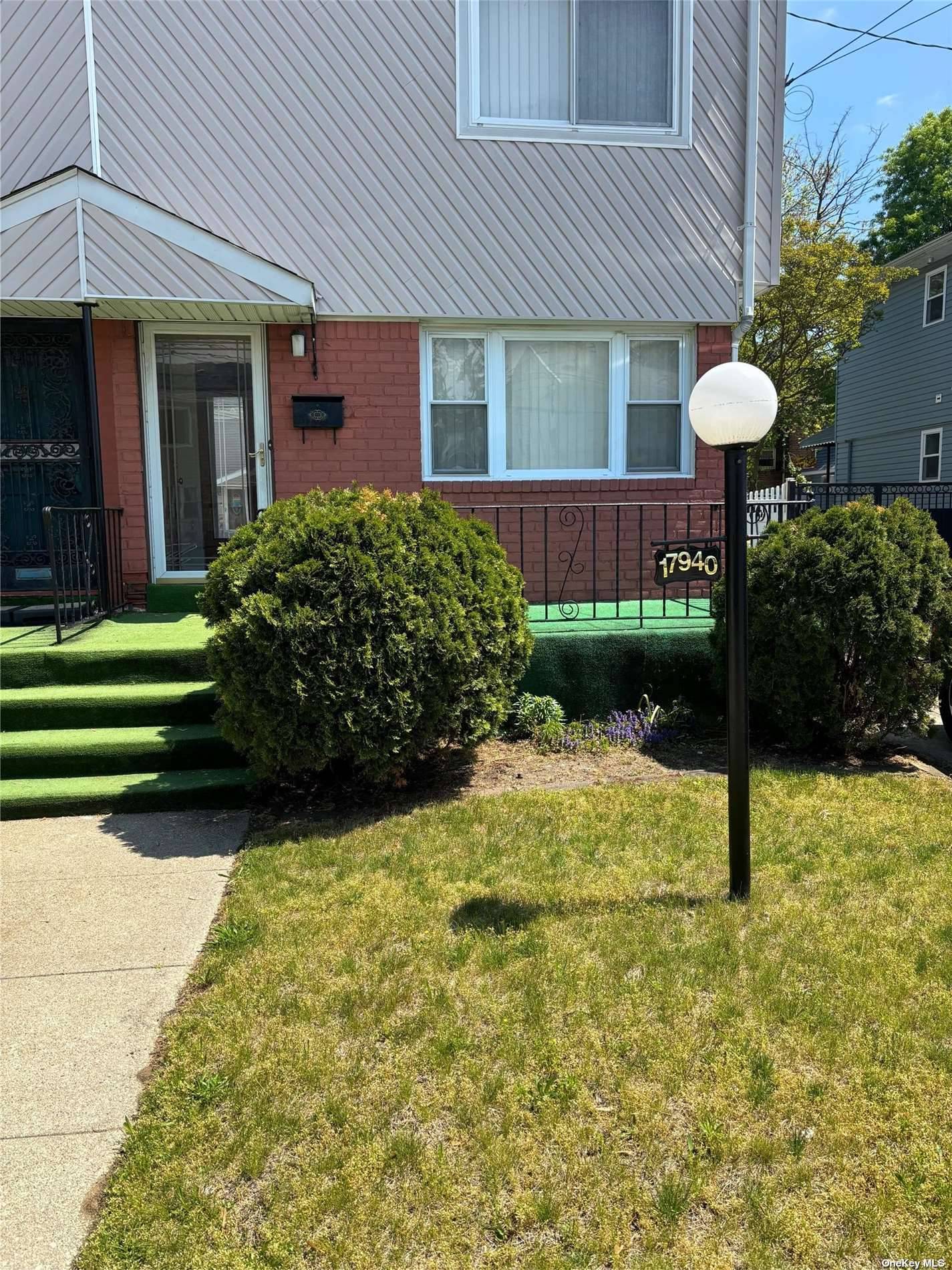 Great house for sale in Springfield Gardens Jamaica Area.