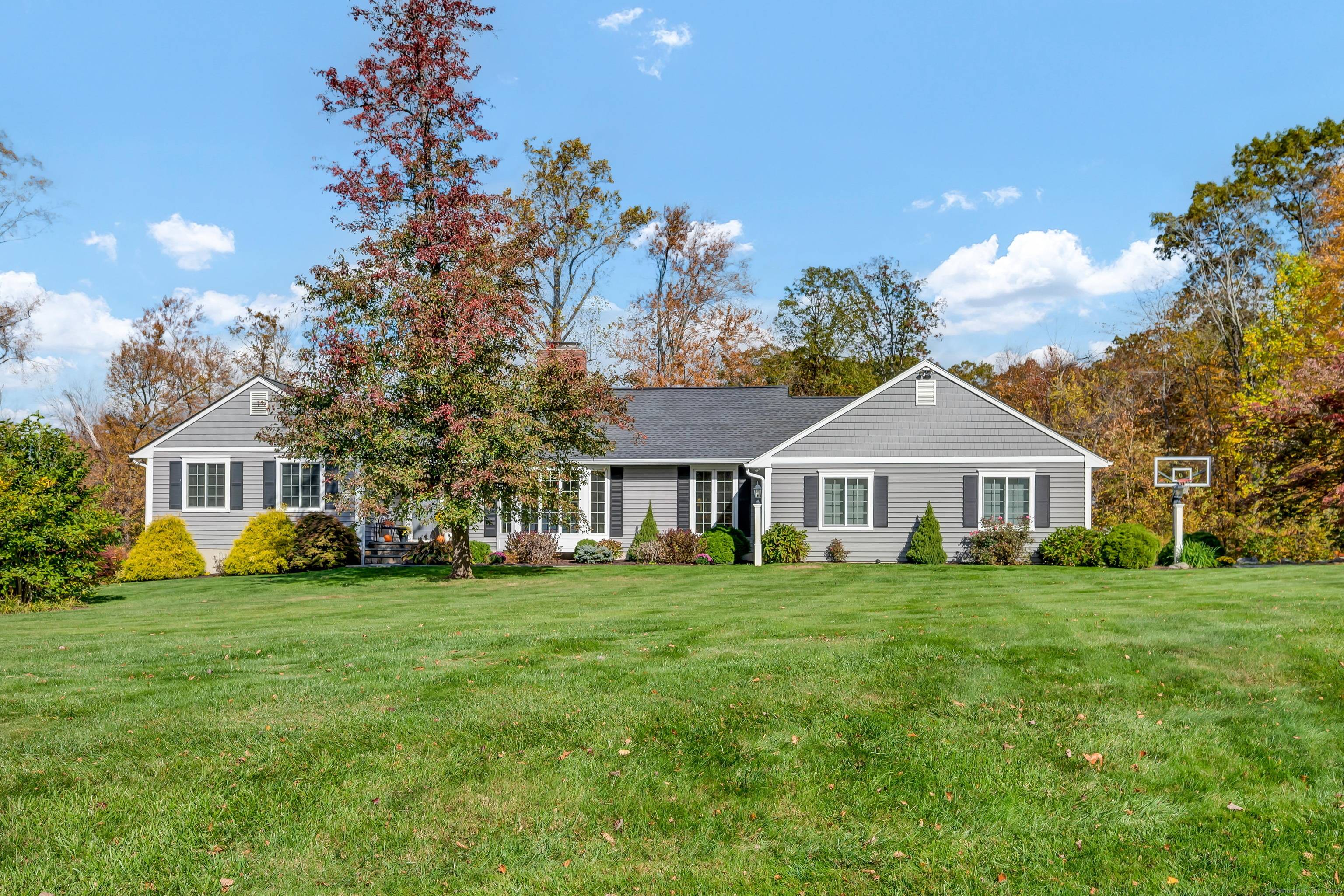 The perfect balance of elegance, comfort, design, this 2, 600 sq ft ranch in a sought after Brookfield neighborhood was created for those who love to gather and entertain.