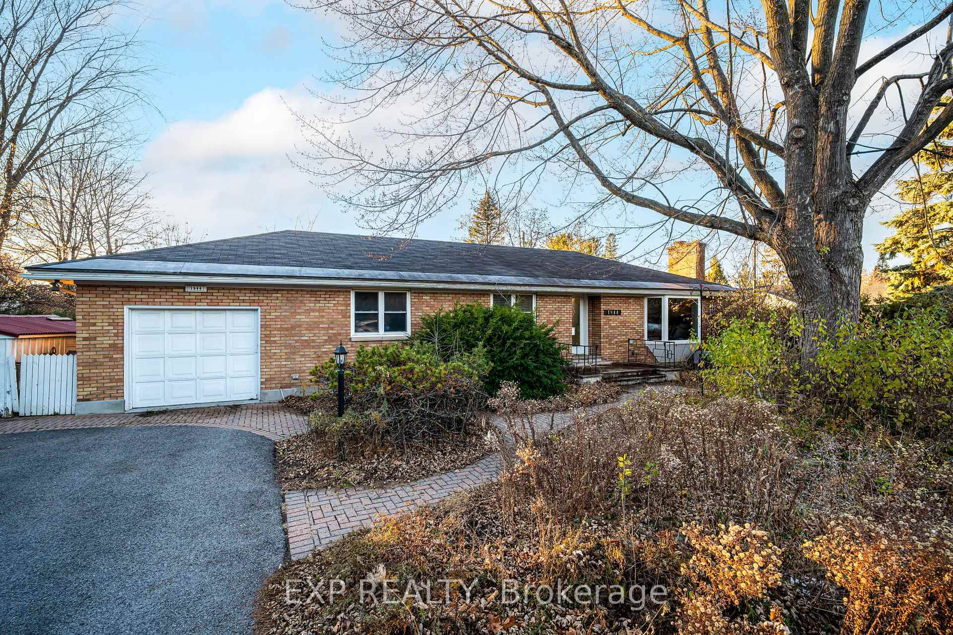 Nestled in one of Ottawa's most sought after neighbourhoods in Alta Vista, this spacious lot is the perfect opportunity for visionary buyers to customize and create their dream home, all ...