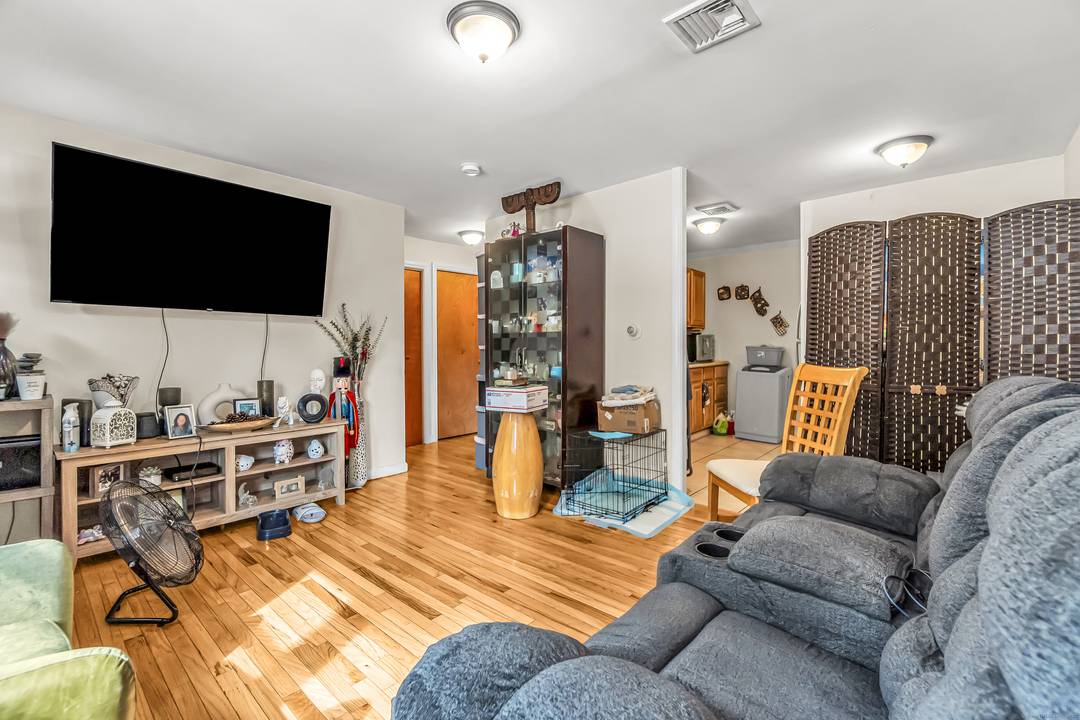 Charming side by side brick ranch duplex, nestled on a quiet cul de sac.