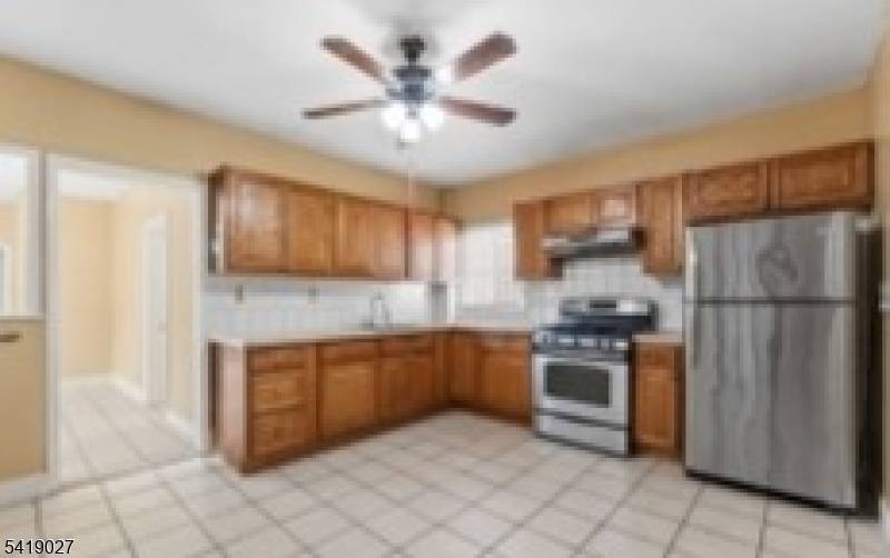 Move in Ready Single Family located in South Paterson.