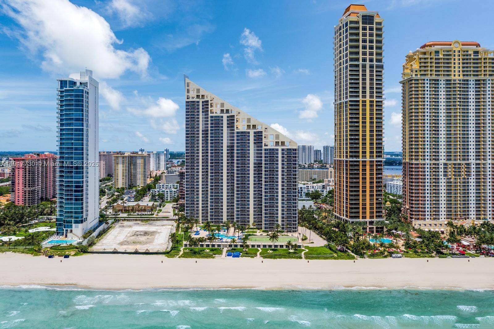 luxury living at Pinnacle Sunny Isles prestigious 5 acre tropical paradise on the Atlantic Ocean offering unparalleled combination of elegance and comfort.