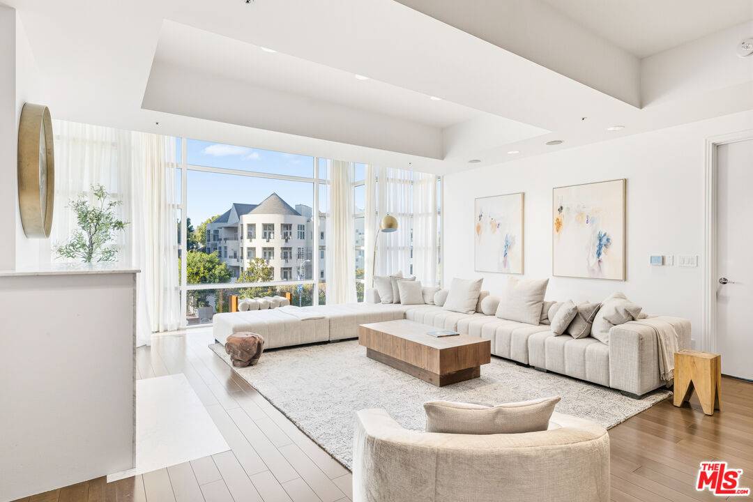 10380 Wilshire Blvd 3BR Westwood La