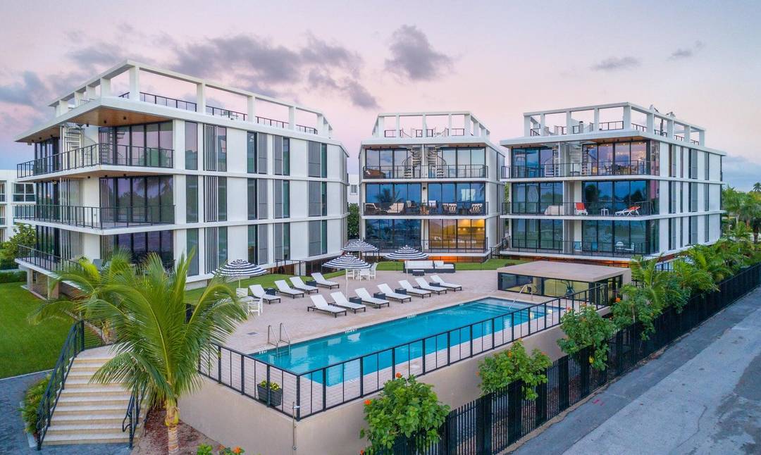 Upon entering this two bedroom den residence directly via elevator, you welcomed with south facing views of the Palm Beach Inlet and Atlantic Ocean.