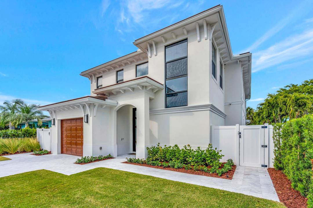 GRAND NEW ! This beautiful estate has it all.