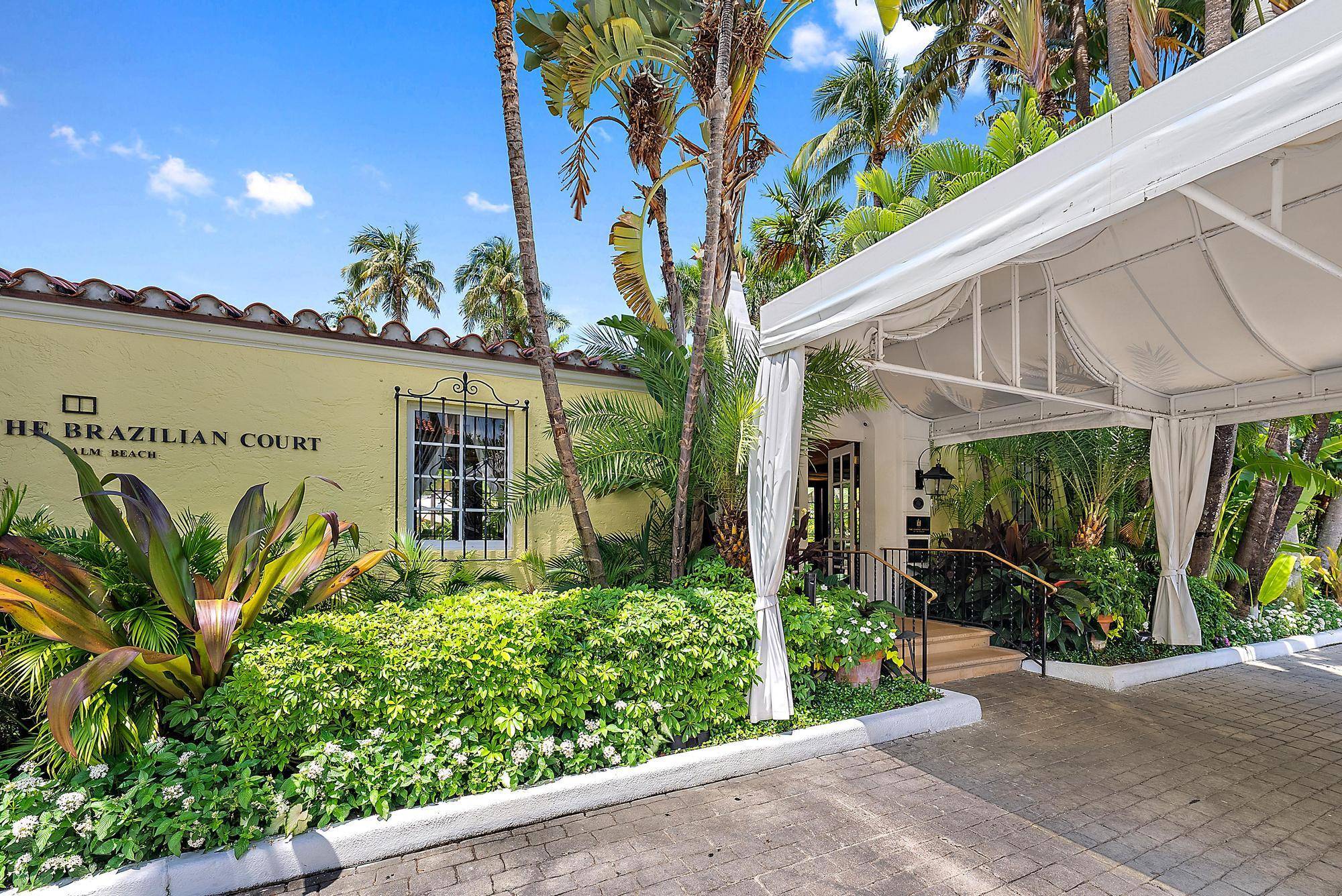 The Brazilian Court is a storied historic landmark with lush tropical courtyards, fountains and warm ocean breezes.