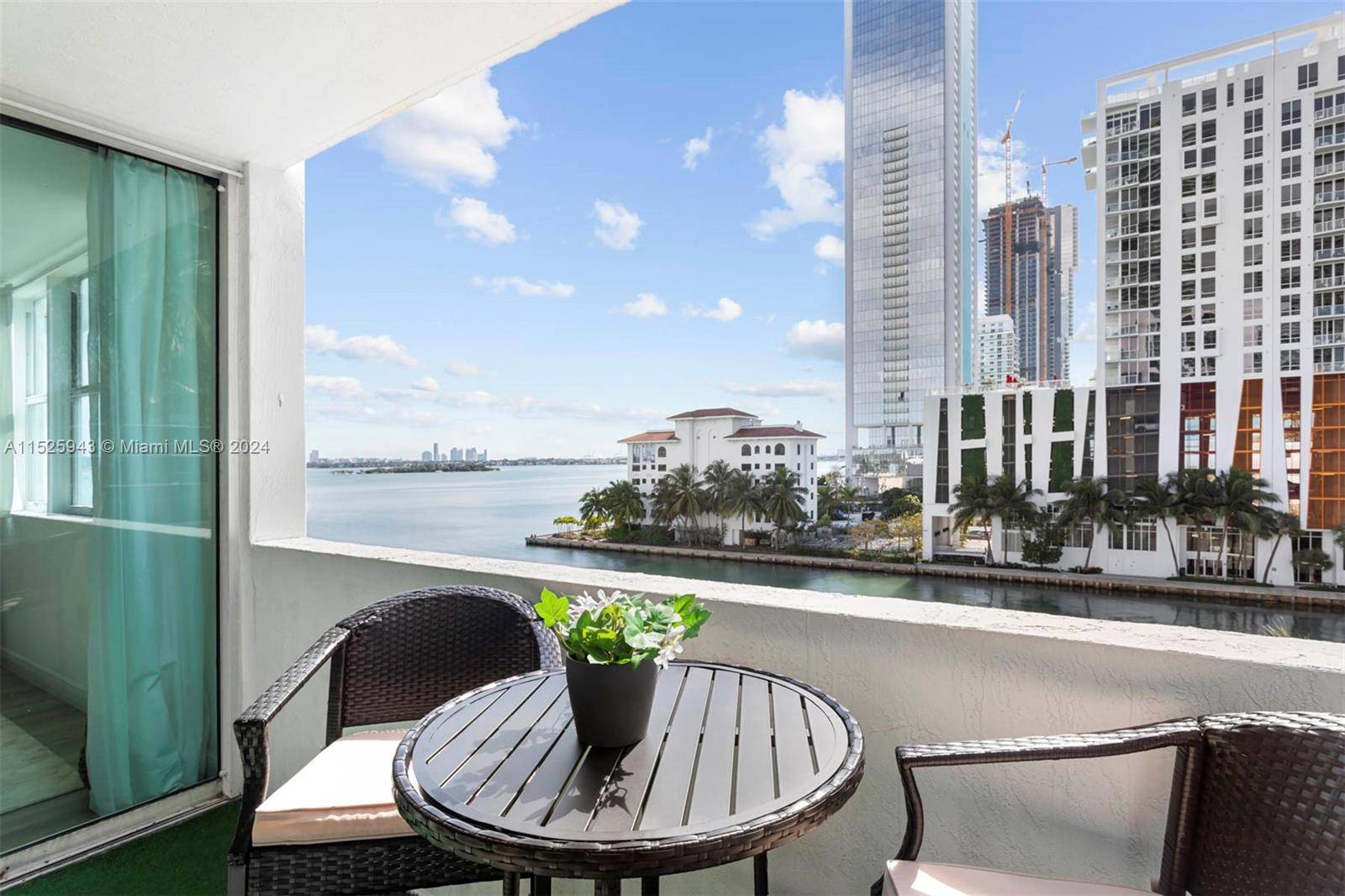 Elegant 1 bedroom, 1 bathroom residence, offering breathtaking bay views and spacious balcony.