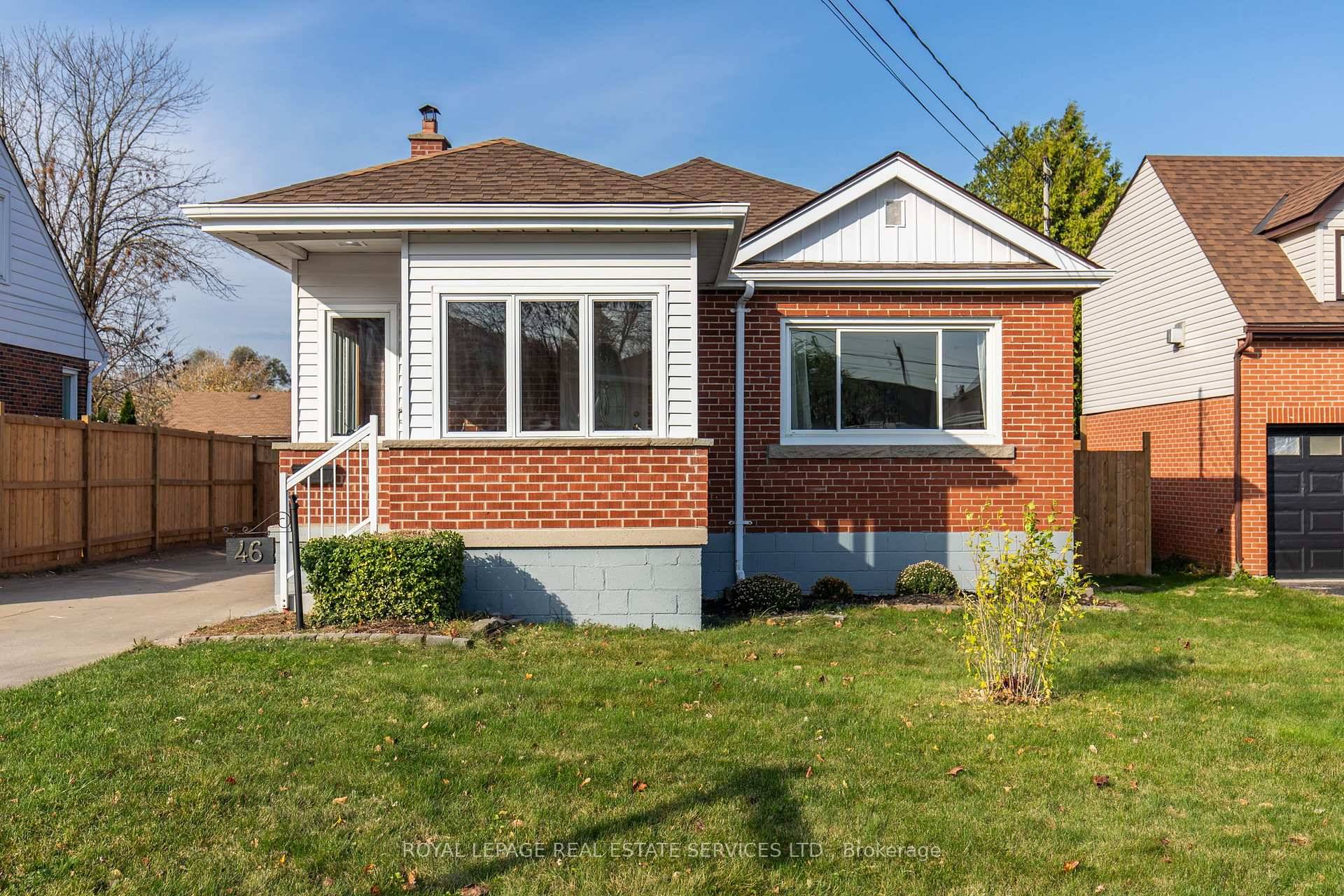 Be the first to live in this newly renovated 2 bedroom completely separate basement apartment !