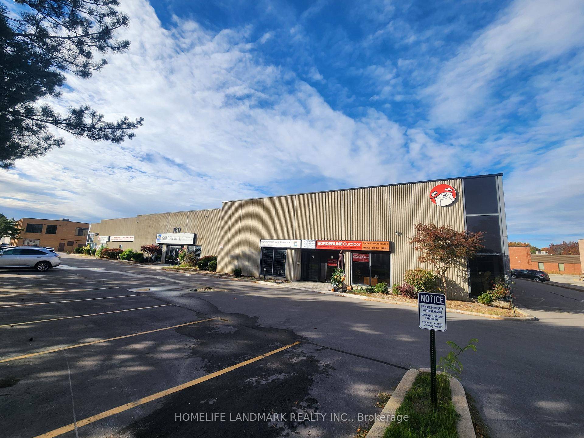 Exceptional Location At Beaver Creek Business Park, Conveniently Close To 404, 407, And Highway 7.