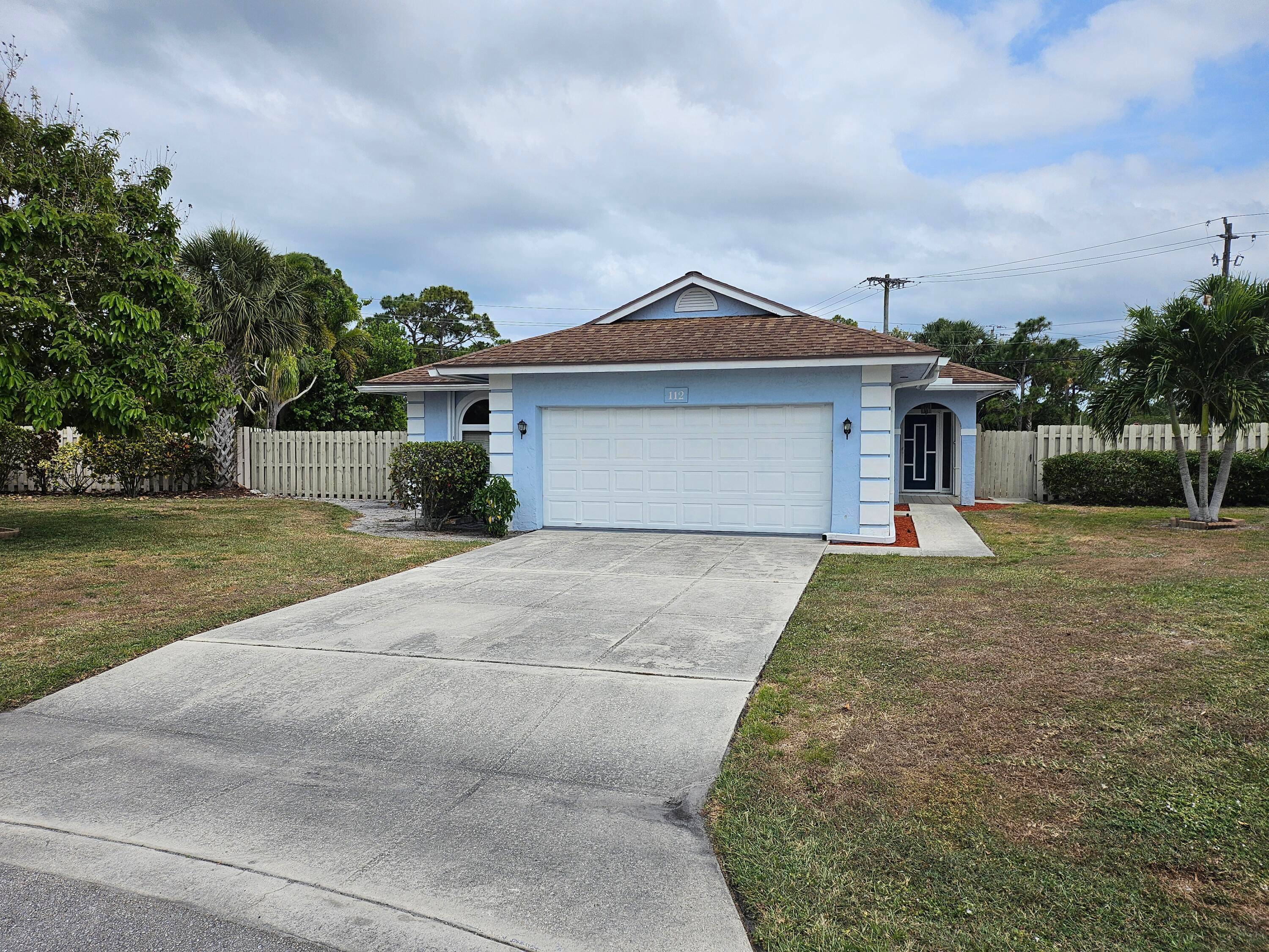 Where can you find a single family home in the heart of Jupiter, a home that is in great move in condition, has new doors and windows, has near new ...