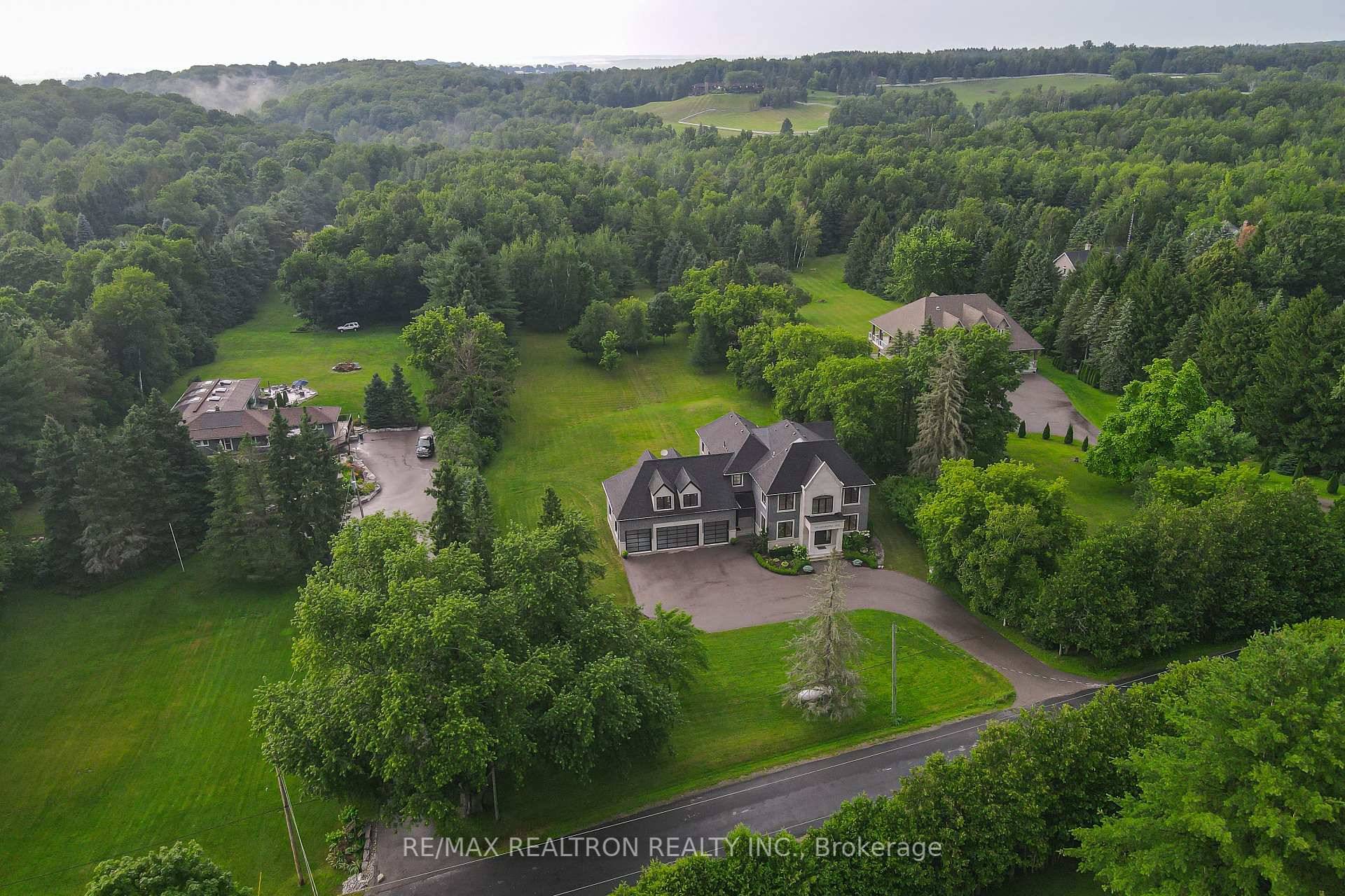 Stunning Custom Built Home On Almost Flat 5 Acres Land !