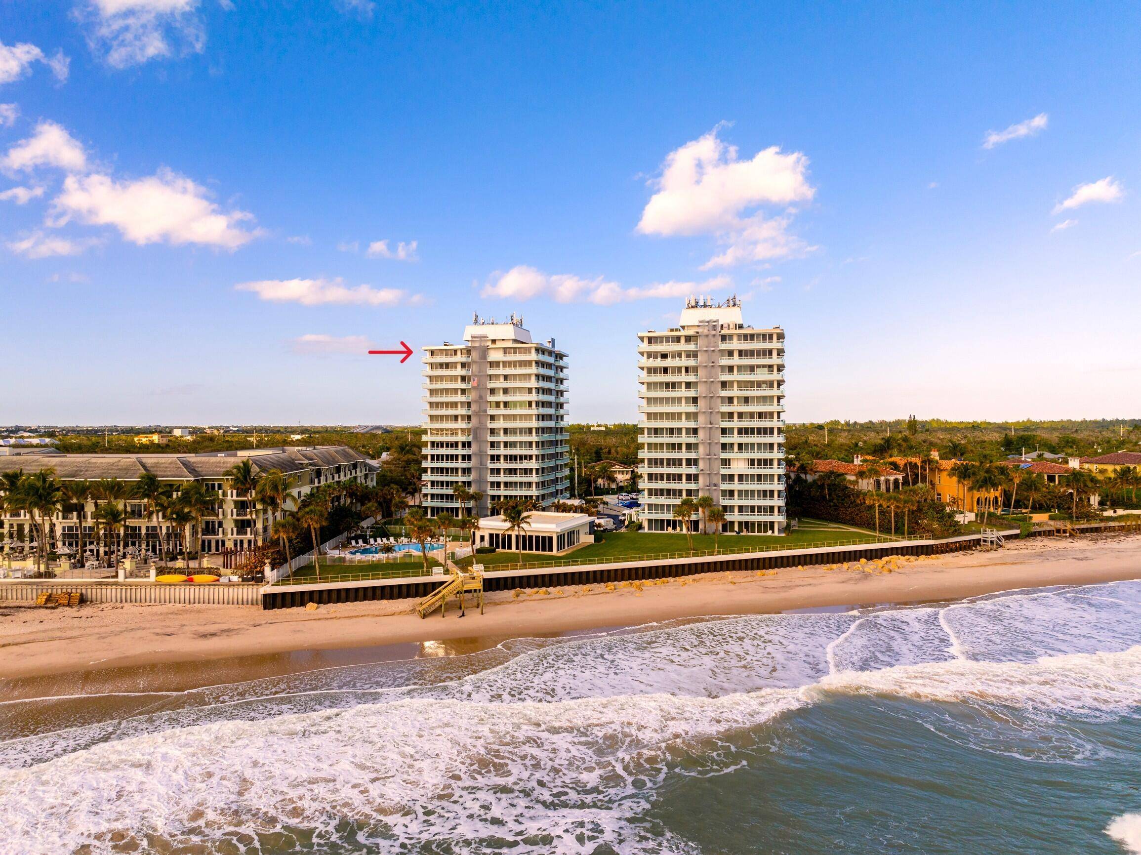 This extremely rare DOUBLE penthouse situated atop Vero's most famous ''Village Spires'' and in the heart of iconic '' Ocean Drive'' offers the best view in Vero Beach a true ...