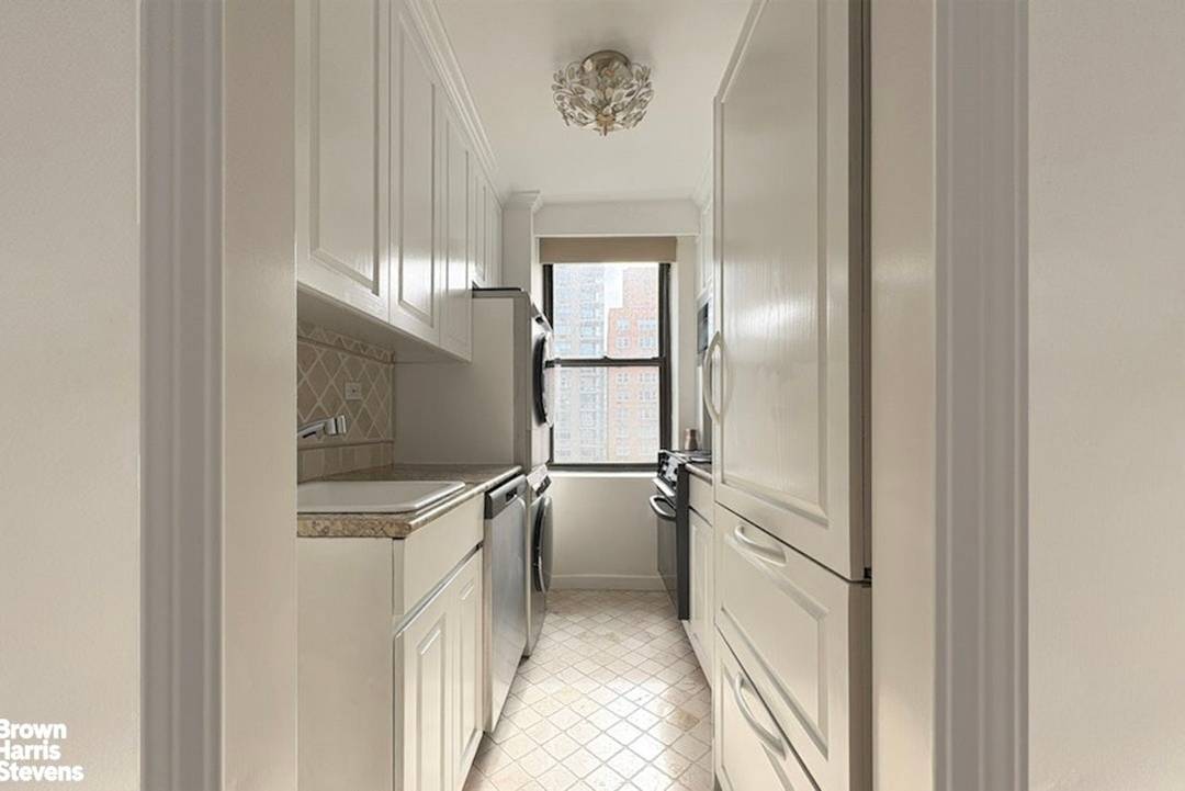 Sunny and Spacious One Bedroom Apartment in a Prestigious Bing amp ; Bing Building Welcome to this bright, move in ready one bedroom, one bathroom apartment, featuring two exposures, High ...