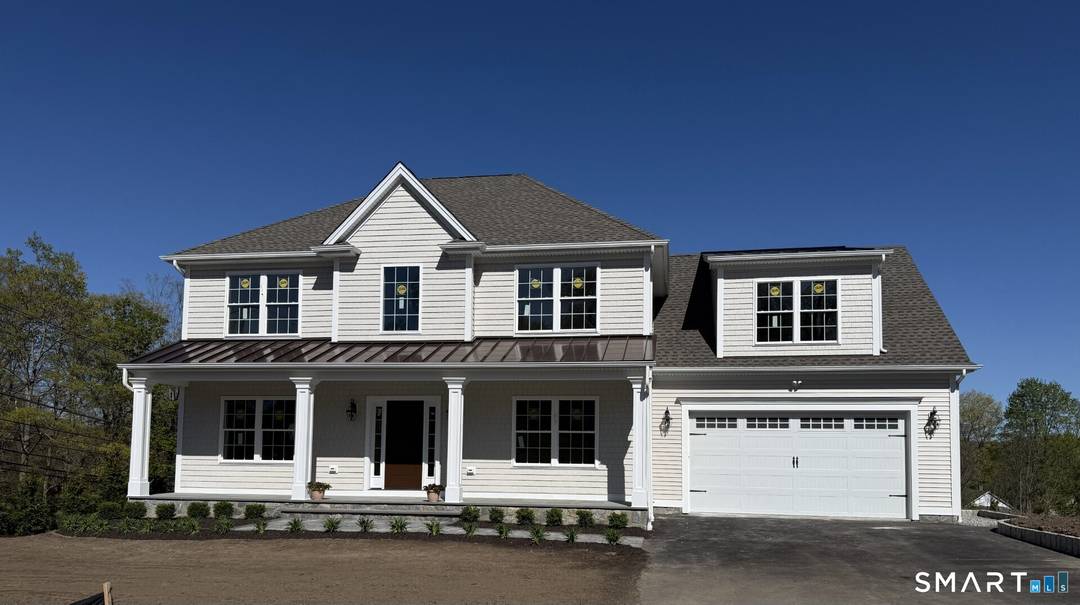 Welcome to Shelton's newest subdivision of 8 luxury homes in Historic Huntington Center.