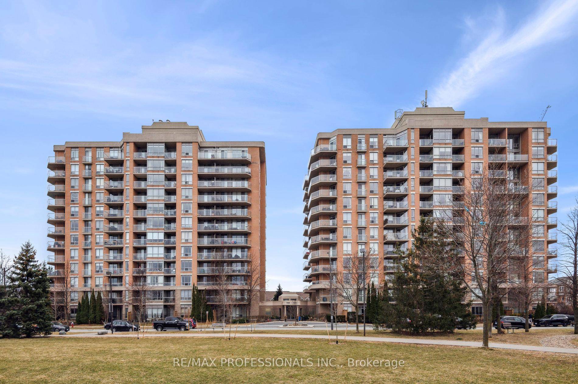 Stylish Ground Floor Condo with Private Walk Out Terrace !