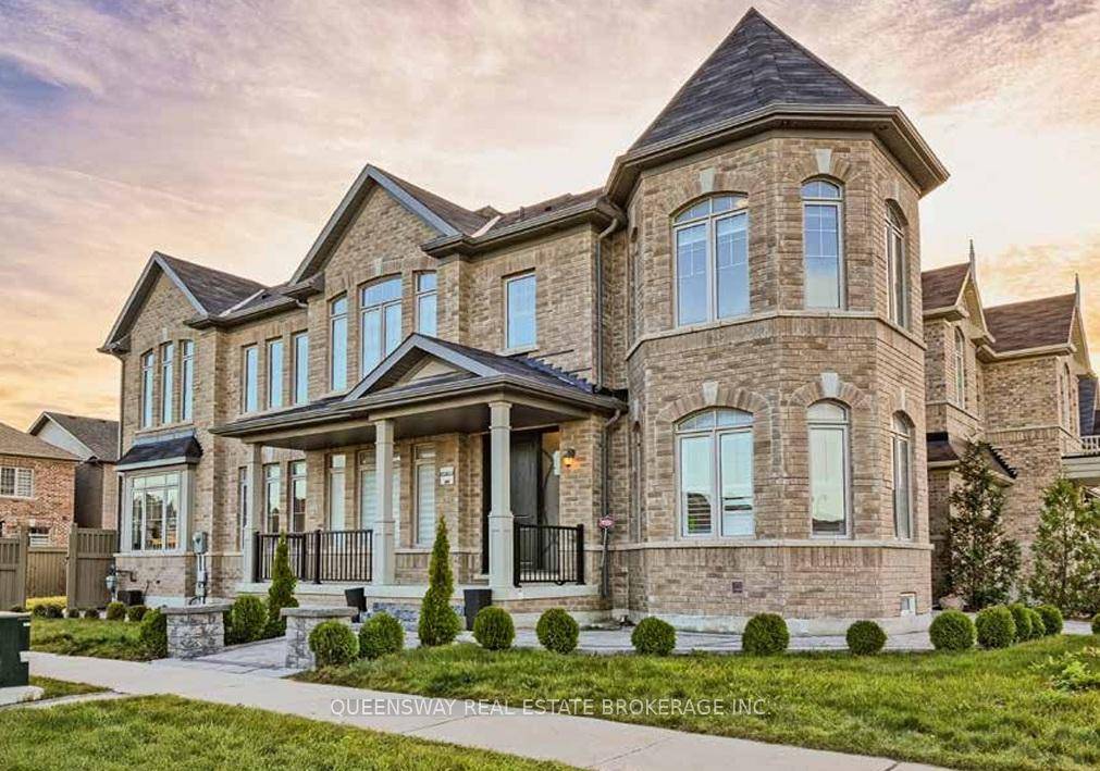 2850 sq ft built in 2019, 4 bedrooms, 3.