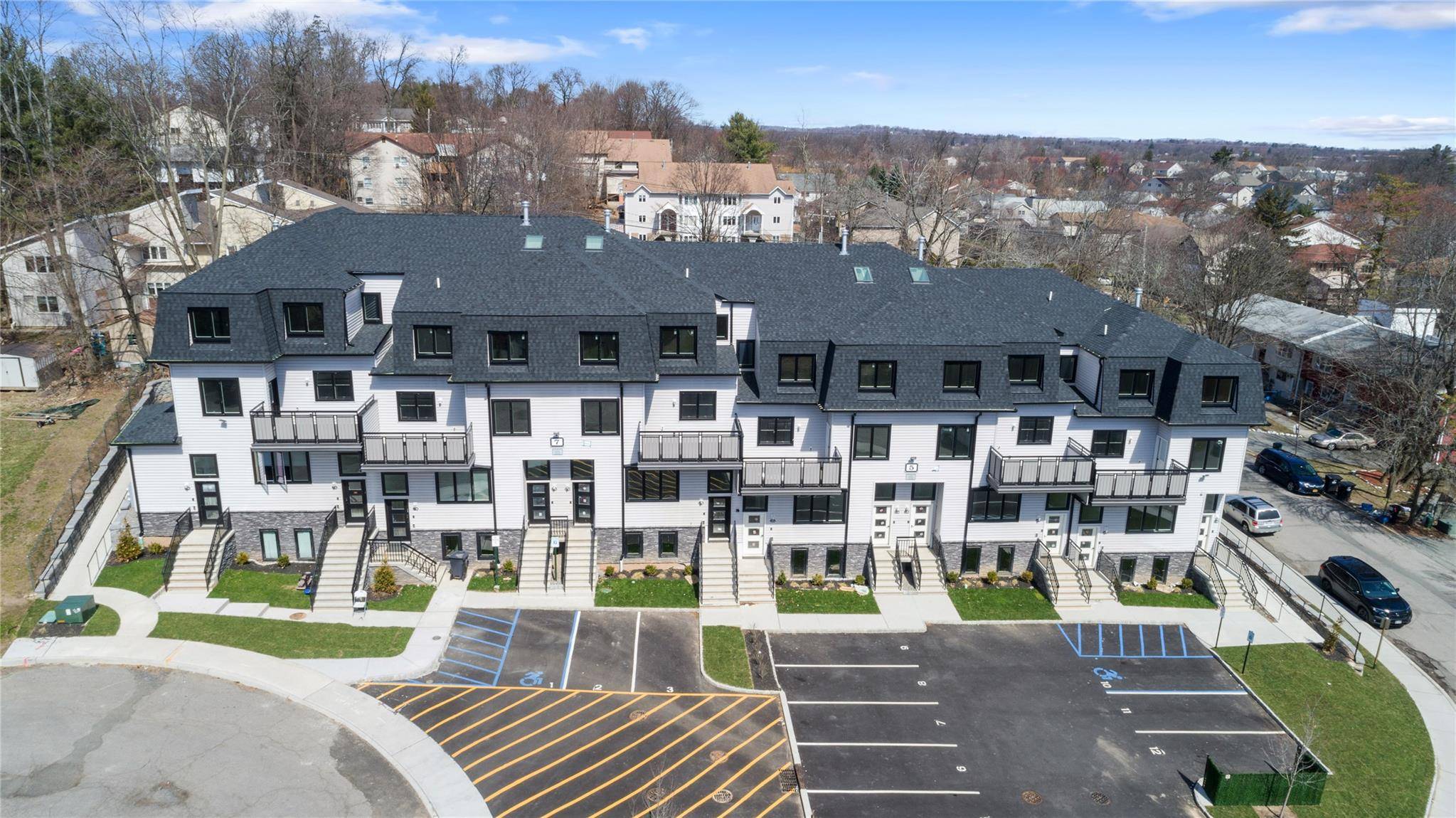 Welcome to 5 Nesher Court 104 a rare and beautiful opportunity in the heart of Monsey, NY 10952 !
