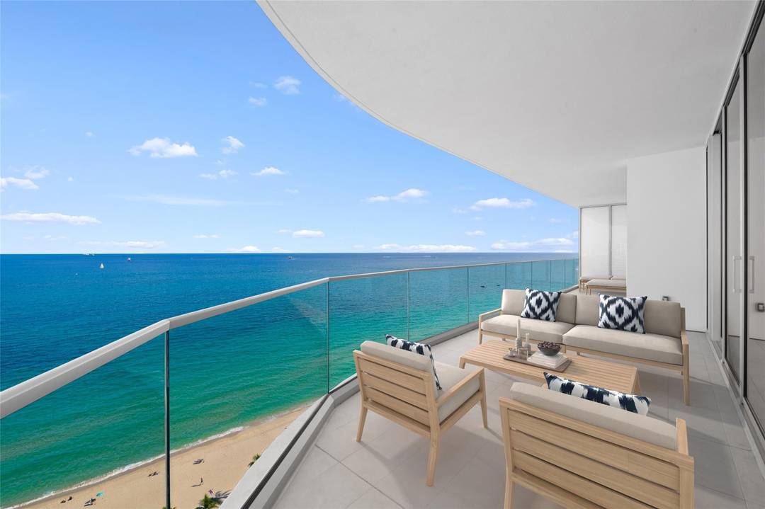 Residence 1904E at Selene showcases world class coastal living at Fort Lauderdale s premier new oceanfront address.