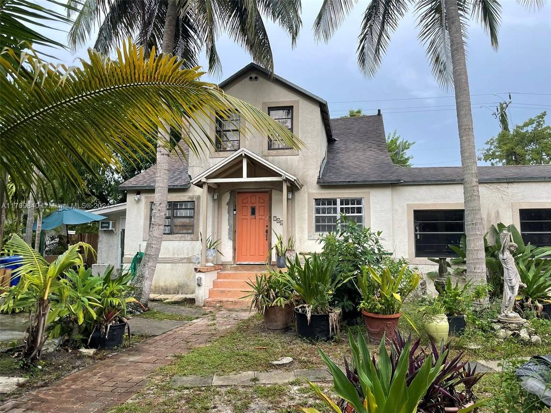 Prime Multi Income SFH opportunity located in the heart of Shorecrest Miami !