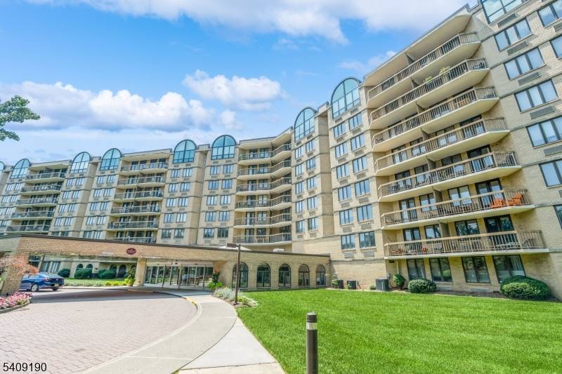 VALUE Priced w over 2200 sq ft !