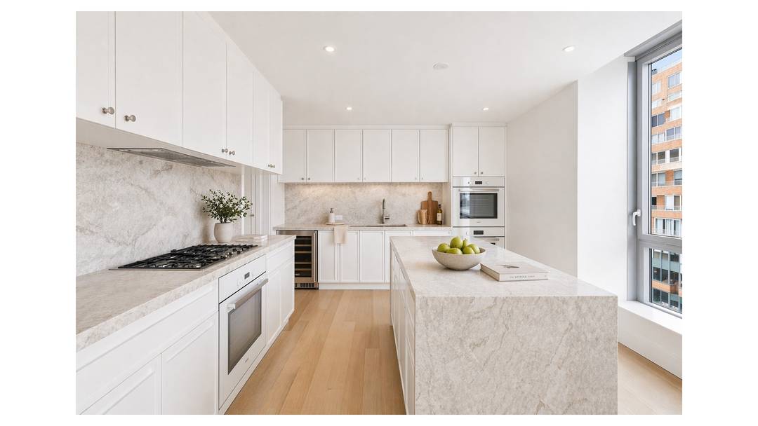 This exceptional four bedroom, four and a half bathroom residence is defined by its open views over the Upper West Side and a beautifully appointed private terrace that seamlessly extends ...