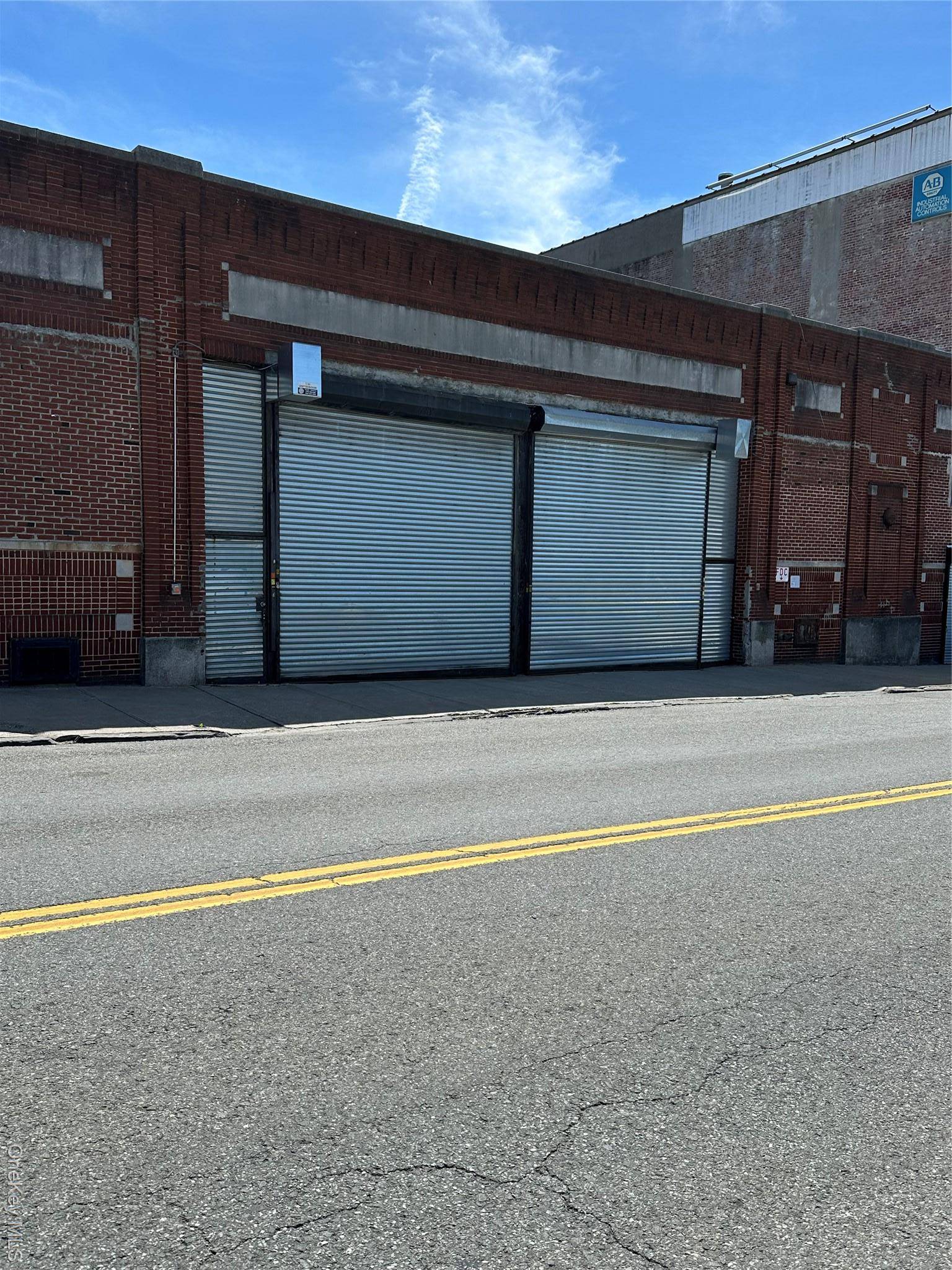 Warehouse Space for Lease Prime Location Near Ludlow Train Station.