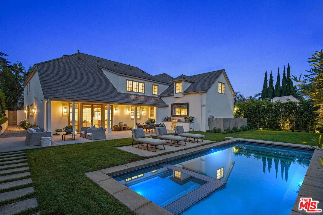 507  N Maple Dr Beverly Hills Post Office | B.H.P.O. LA