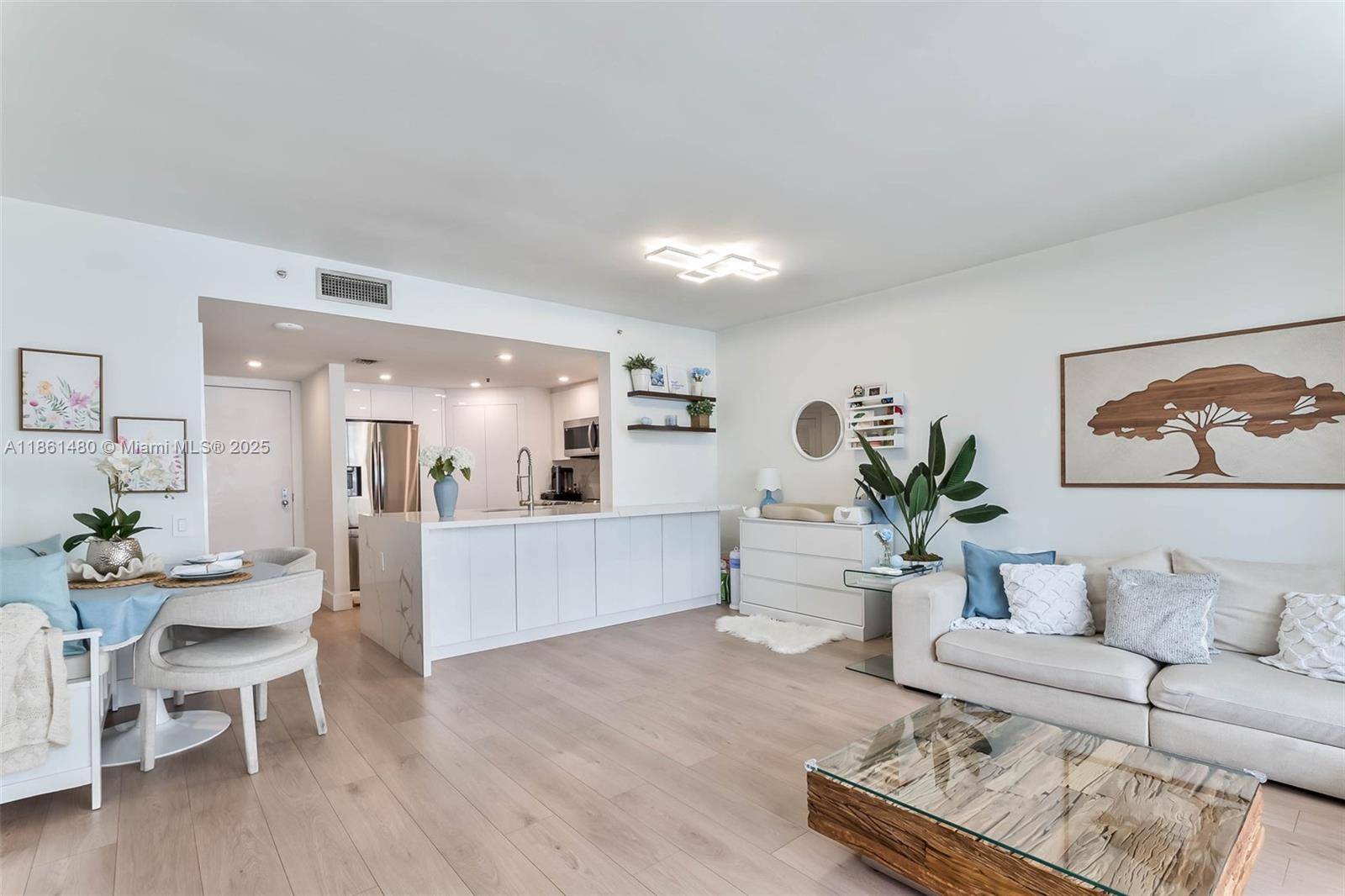 Welcome to your stunning 1 bedroom, 1.