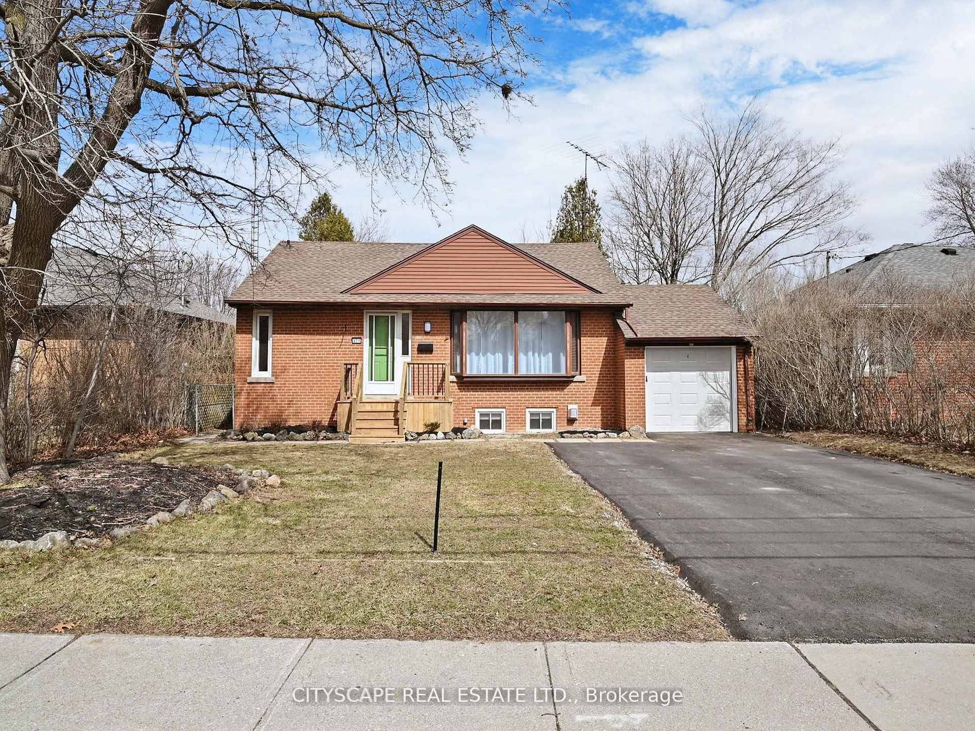 LOCATION ! Welcome to this charming 3 1 bedroom brick bungalow home, nestled on a large mature private lot, in the heart of Old Milton.