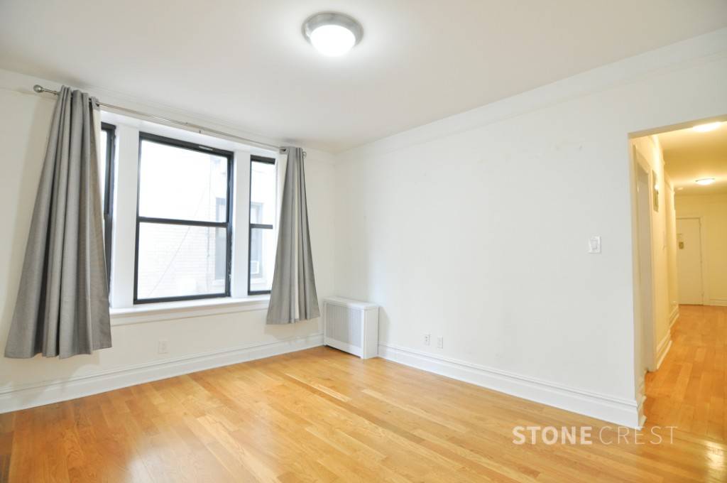 This south facing renovated 2 bedroom apartment incorporates a thoughtfully planned layout for a comfortable home.