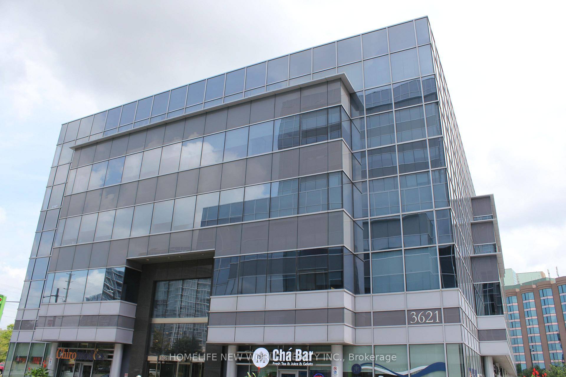 Rare Prime Office Purchase Opportunity In A Class A Building !