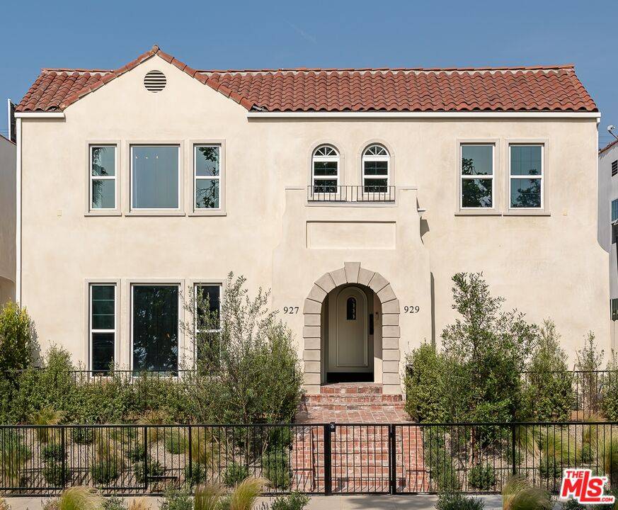 929  S Sycamore Ave 2BR Hancock Park La