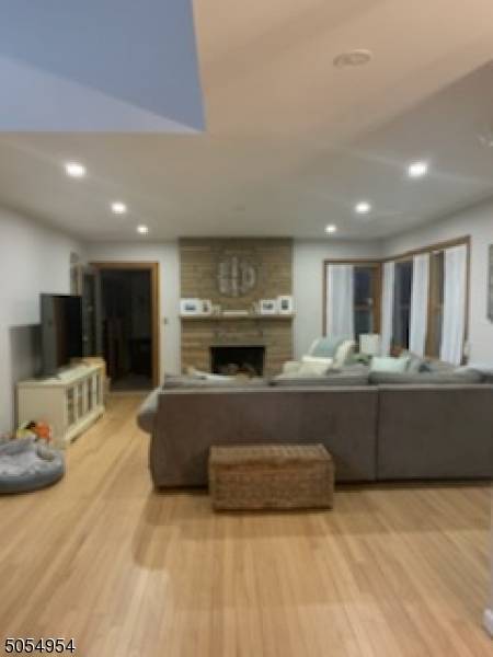 LARGE RANCH HOME LOCATED IN DESIRABLE POMPTON PLAINS.