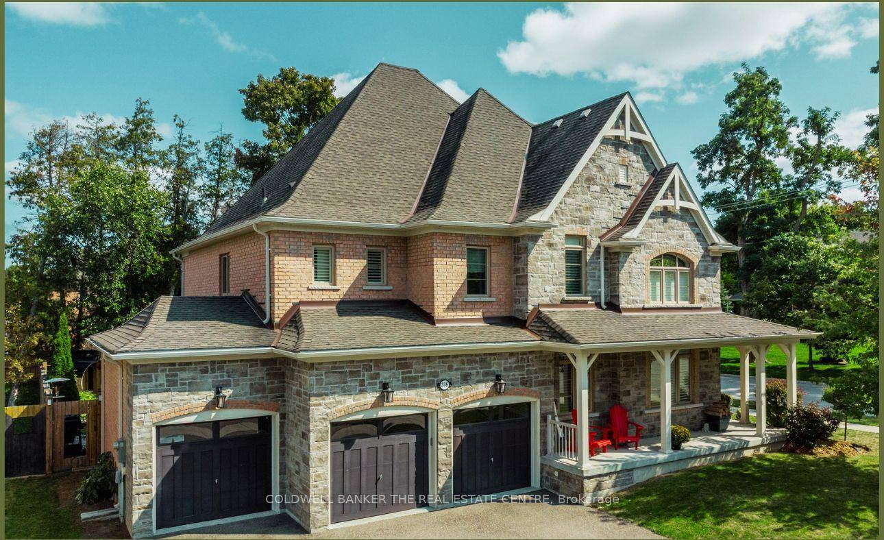This beautiful home is located in a prestigious Barrie waterfront community, just a short walk to waterfront parks.