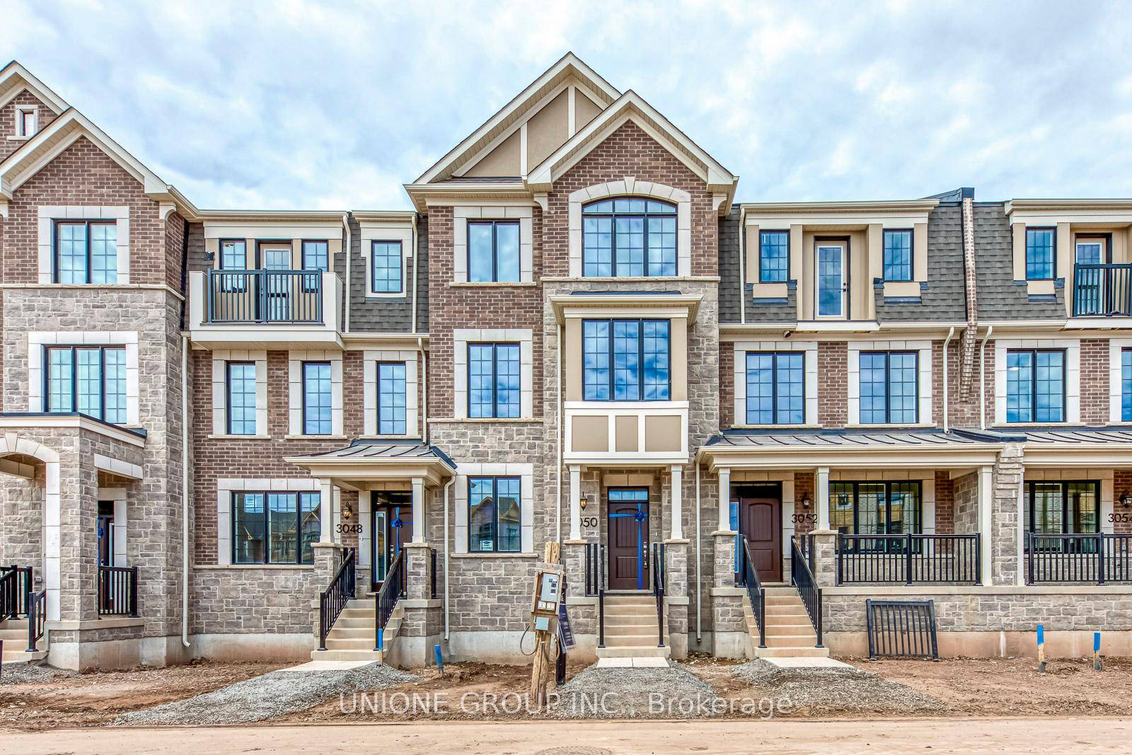 Stunning 4 Bed, 3. 5 Bath, 2 Garage Executive Rear Lane Townhouse With Spectacular Views In Sought After Upper Joshua Creek Phase 5 Community by Mattamy Homes.