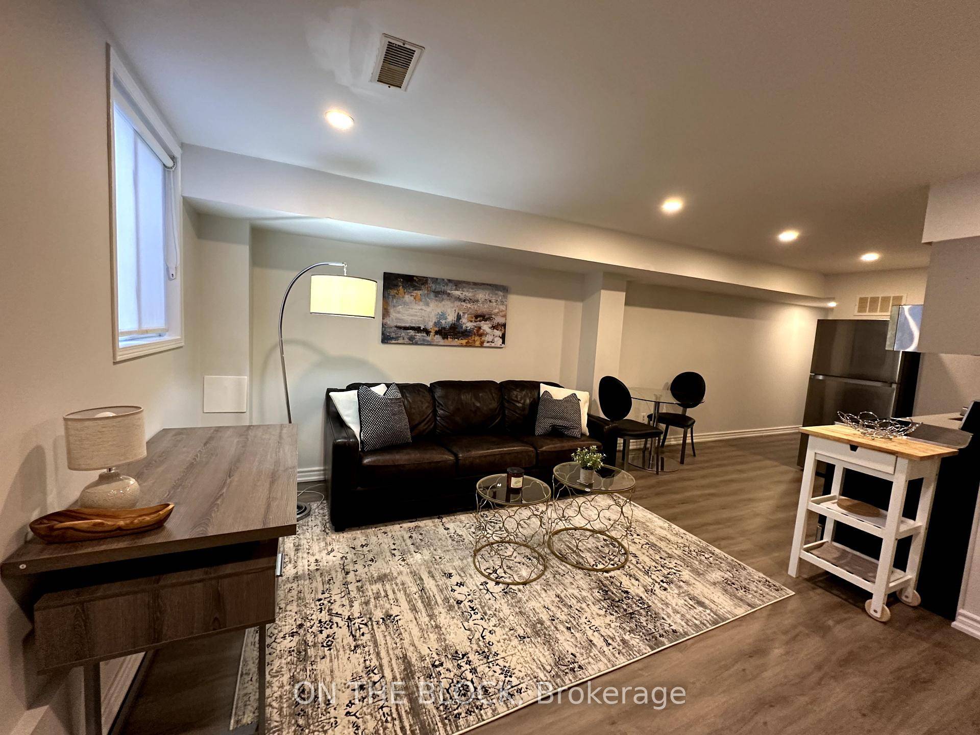 Take a look at this FULLY FURNISHED Executively designed Basement Apartment available immediately in the warm inviting Leslieville neighbourhood.
