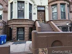 As Salamu Alaikum This is a Beautiful Brownstone Home With The Original Woodmill Workings Along with Spacious Rooms and Plenty of Sunlight Thru Out The Home.