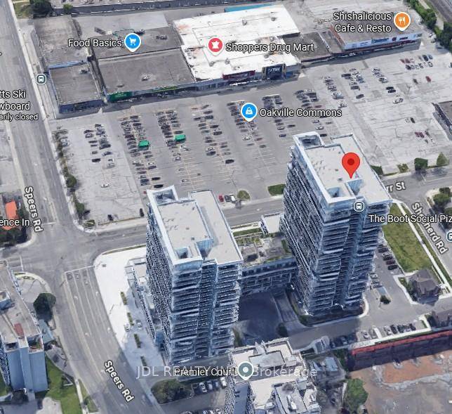 Beautiful condo with great lake view and city view in Old Oakville.