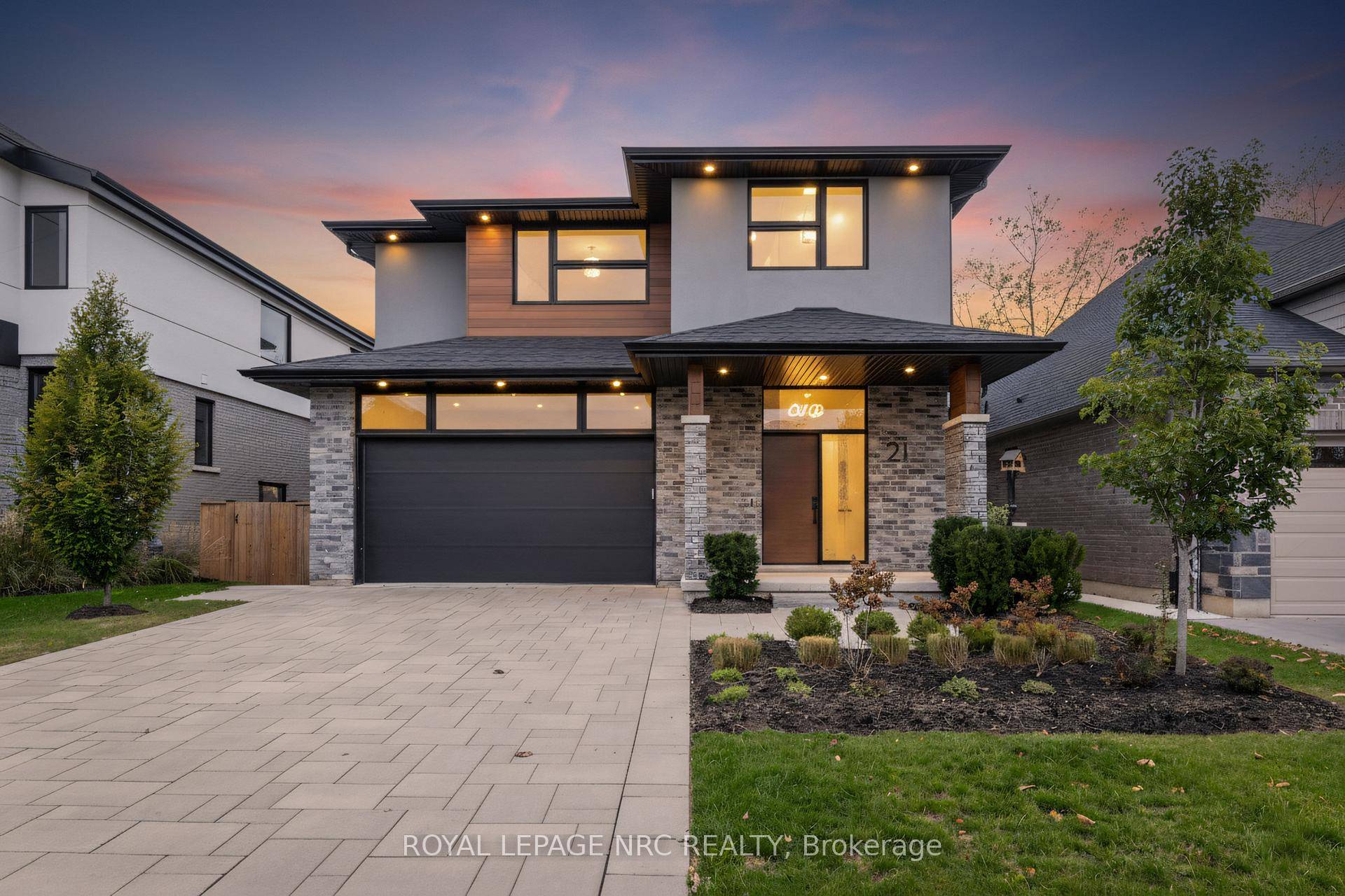 Welcome to 21 Singer Street !