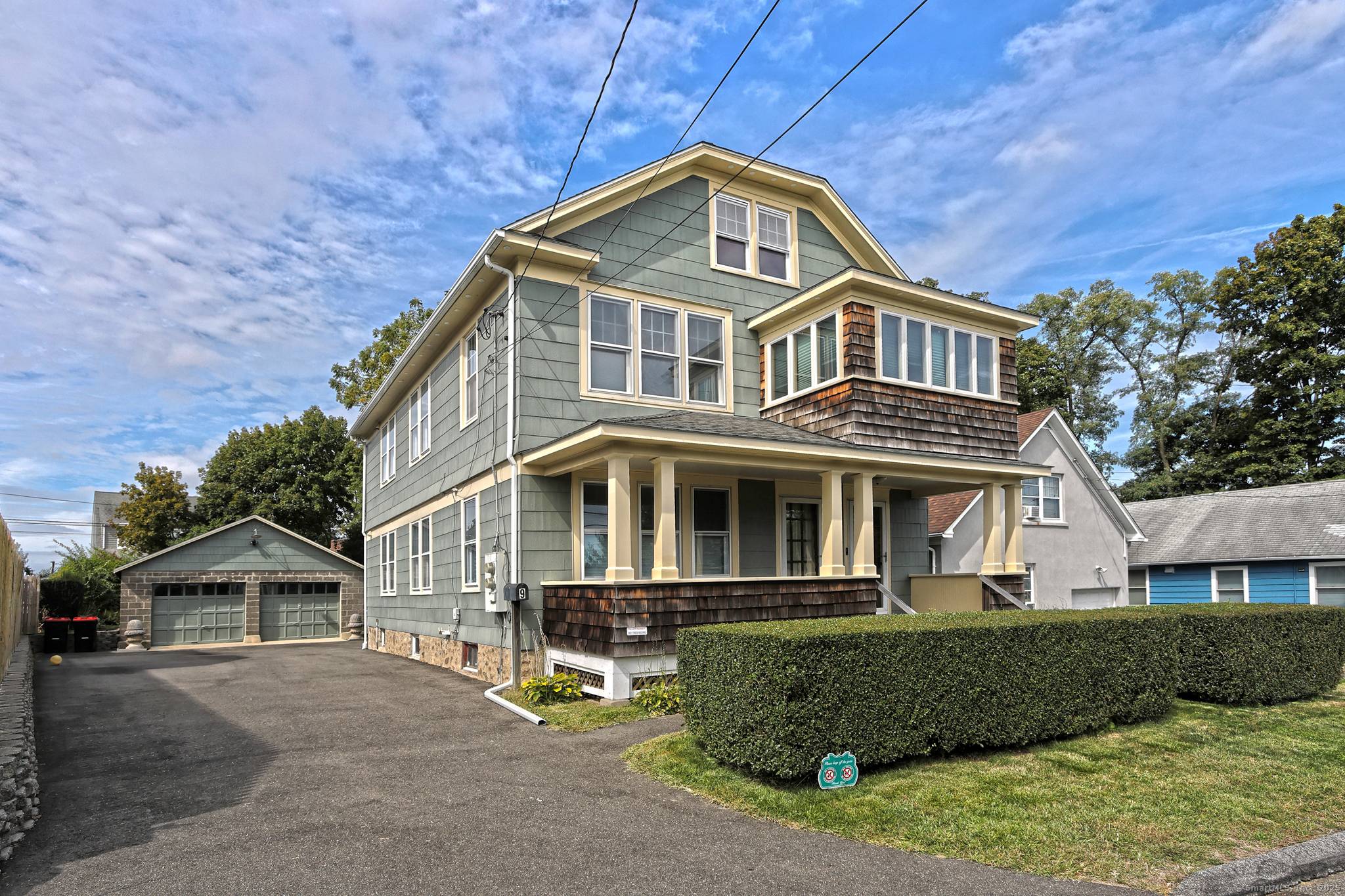 Large 2 family home just 1 mile from shops, restaurants, and entertainment in downtown SONO.