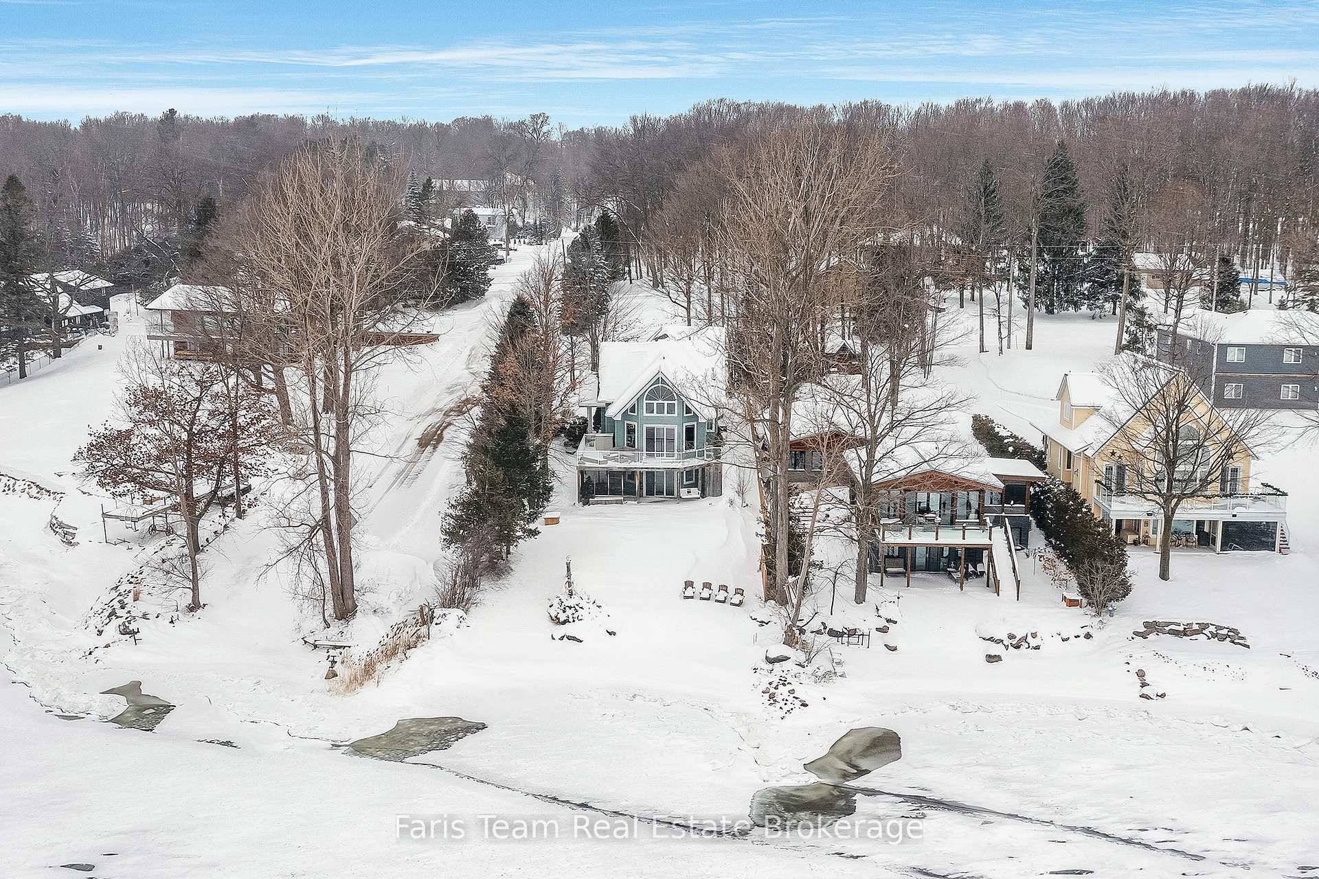 Top 5 Reasons You Will Love This Home 1 True gem located on a peninsula of the sheltered lee shore of Midland Bay, enjoying 260 degree of ever changing panorama ...