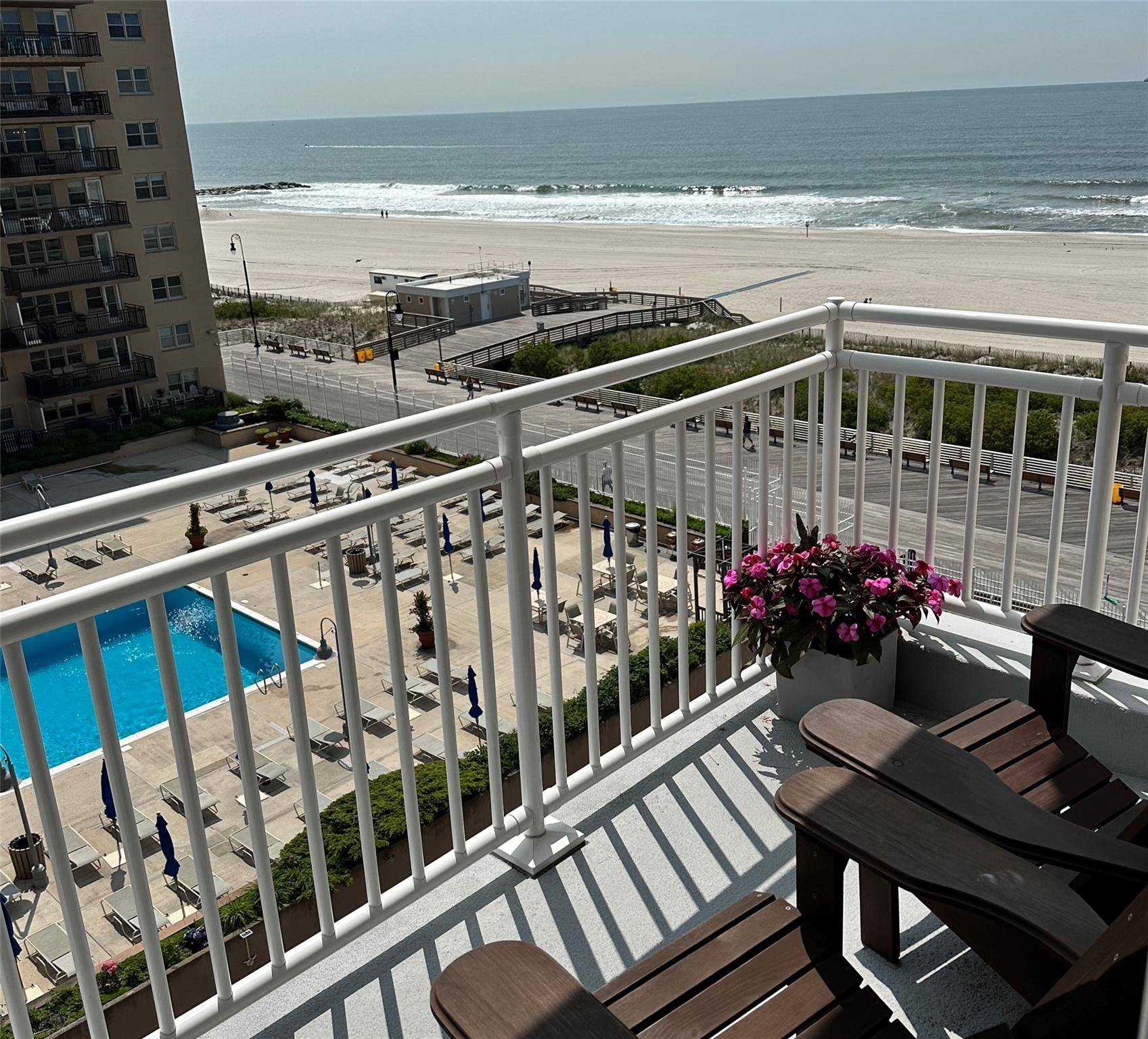 Welcome to the iconic Parker Deauville Penthouse, where coastal luxury meets effortless living in this oversized Junior 4 with sweeping 7th floor sunrise views and glowing sunset reflections PLUS Parking ...