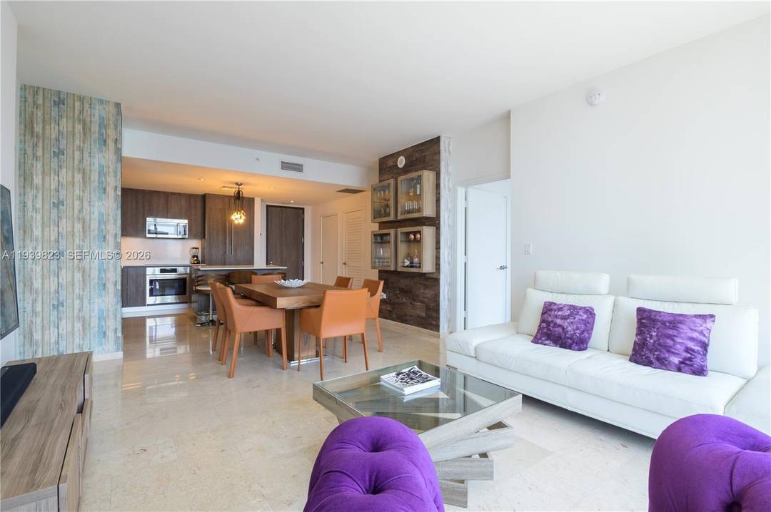Modern Italian cabinetry for both kitchen and Bathroom, Bosh appliances, wine cooler, marble floors, Building amenities included exercise room, Tea Lounge, Concierge and Gallery, pool, party room, Children s playroom, ...