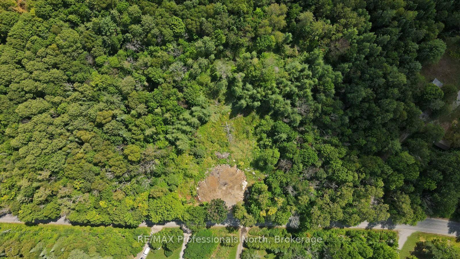 Build your dream retreat on this 7.