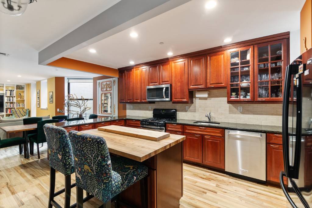 Welcome home ! A unique and massive 1, 812 SF 3 bedroom with home office, 2 bath condo in South Harlem.