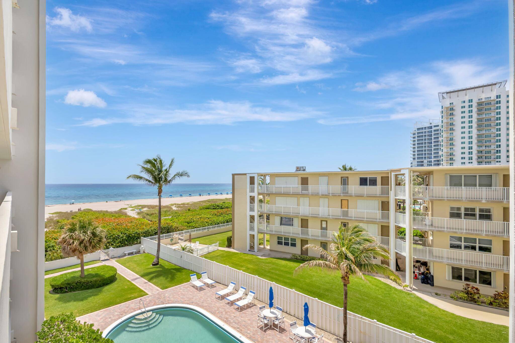 Well Priced 2 Bed, 2 Bath Furnished Condo on Singer Island Steps from the Ocean !