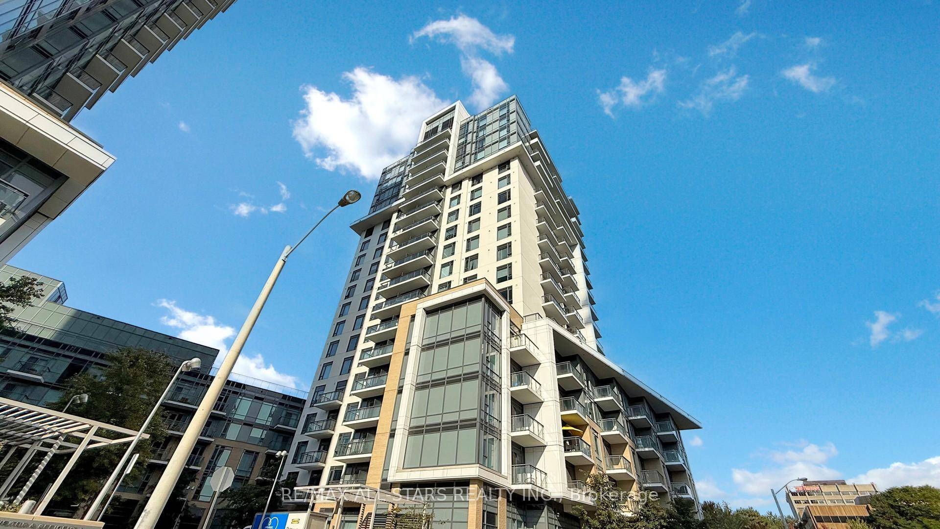 Exceptionally Maintained And Cared Condo.