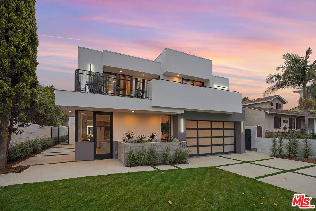 3027   Malcolm Ave 5.0 LA